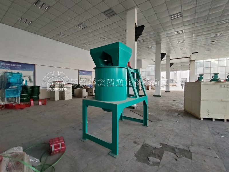 牛羊有機(jī)肥粉碎機(jī)有什么優(yōu)勢？